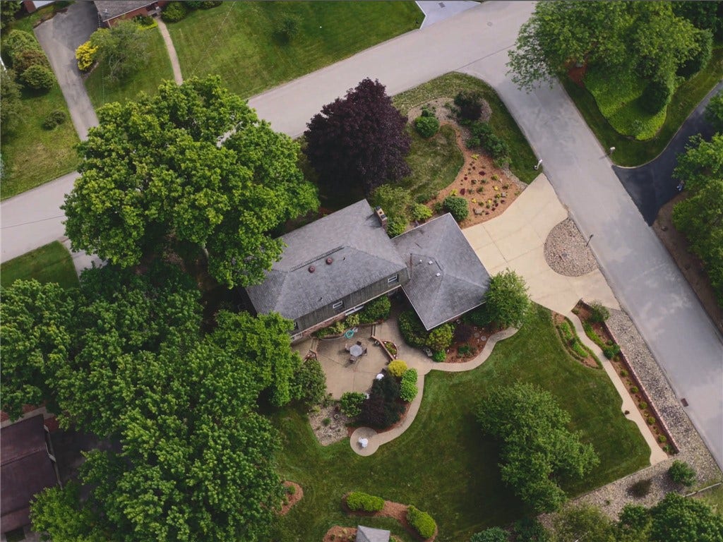 25 Pine Crest Drive, Indiana, PA 15701