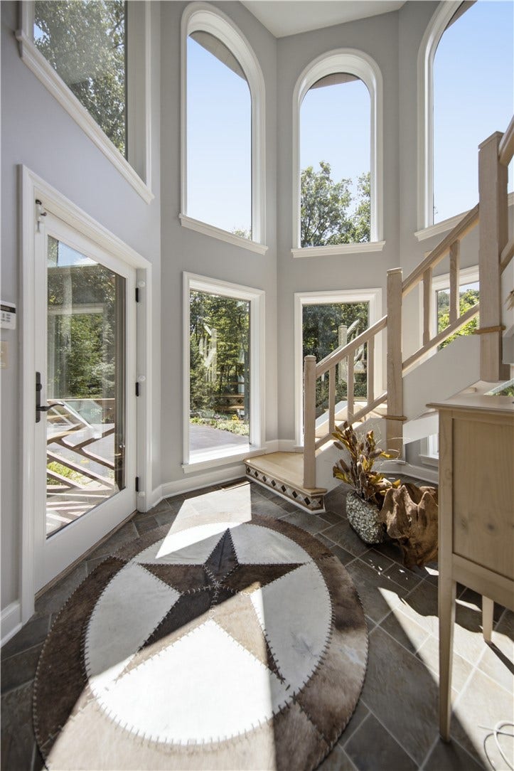 207 Youngstown Ridge Rd, Ligonier, PA 15658