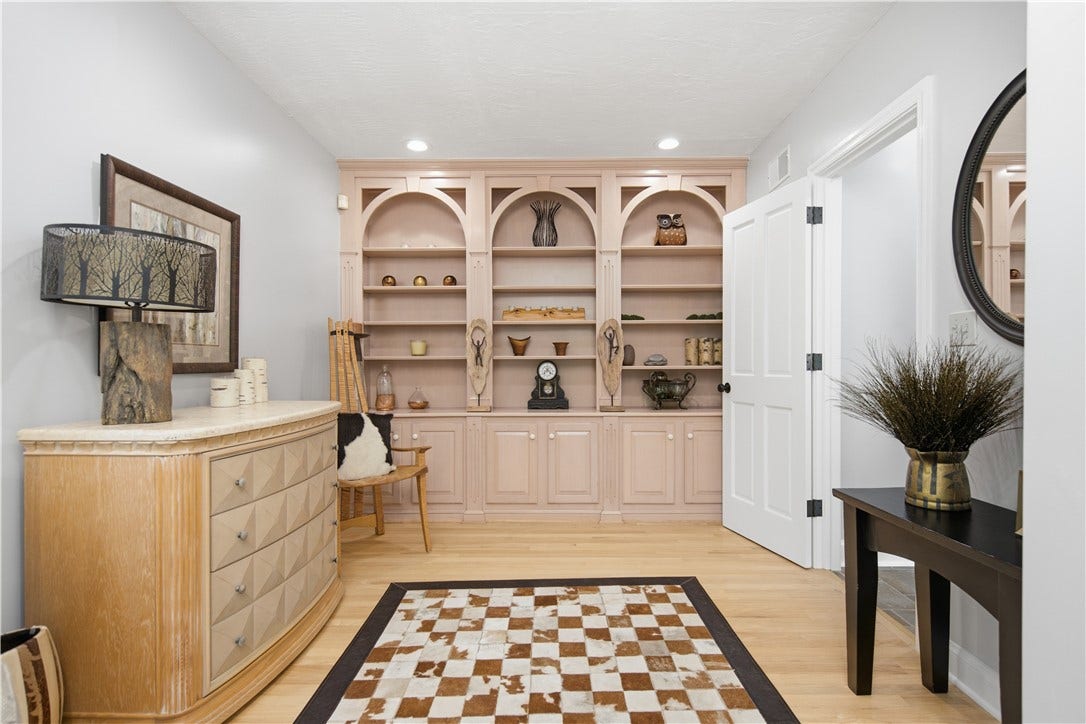 207 Youngstown Ridge Rd, Ligonier, PA 15658