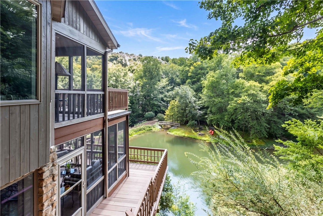 207 Youngstown Ridge Rd, Ligonier, PA 15658
