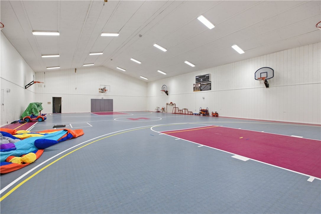 Gymnasium/rec bldg