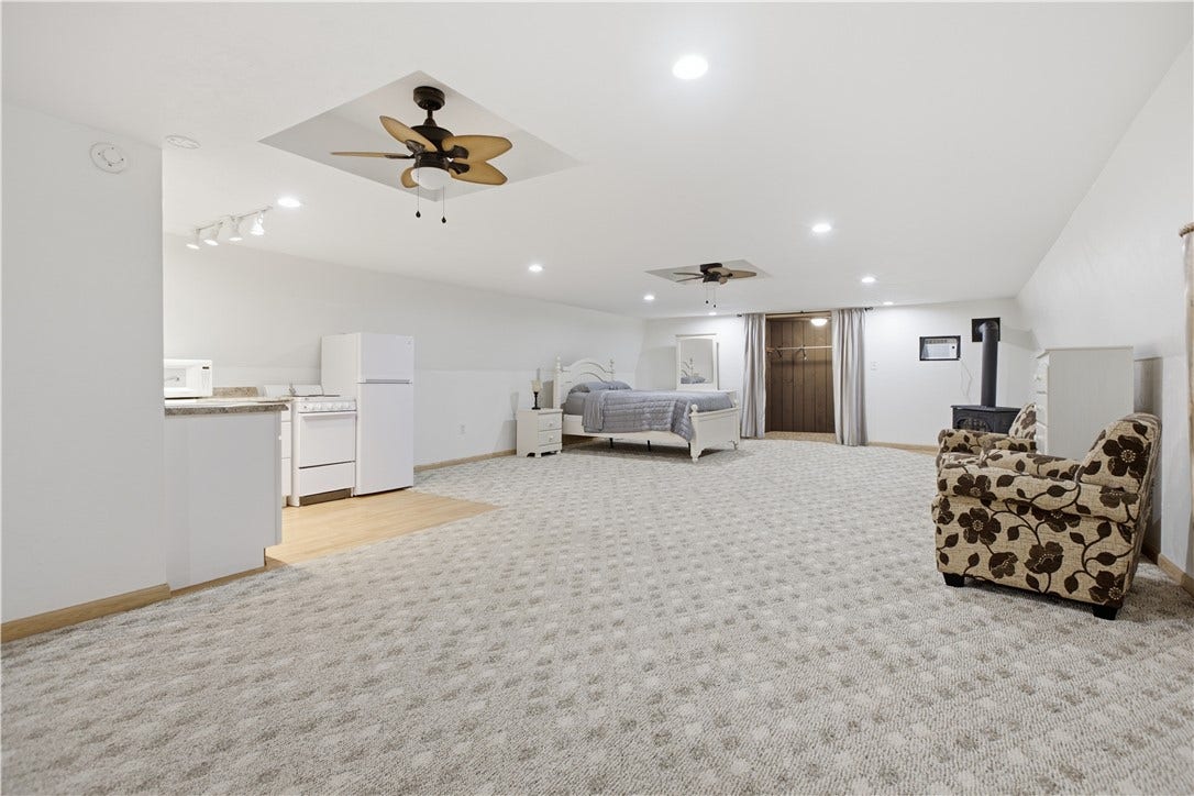 Efficiency apartment attached to Gym/Rec center