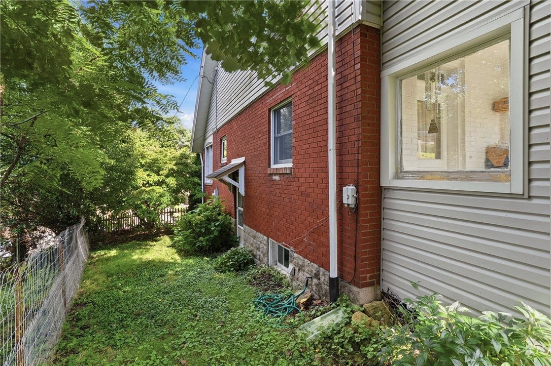 369 Center Ave, Pittsburgh, PA 15229