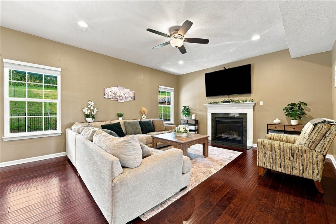 7773 Dominick Drive, North Huntingdon, PA 15642