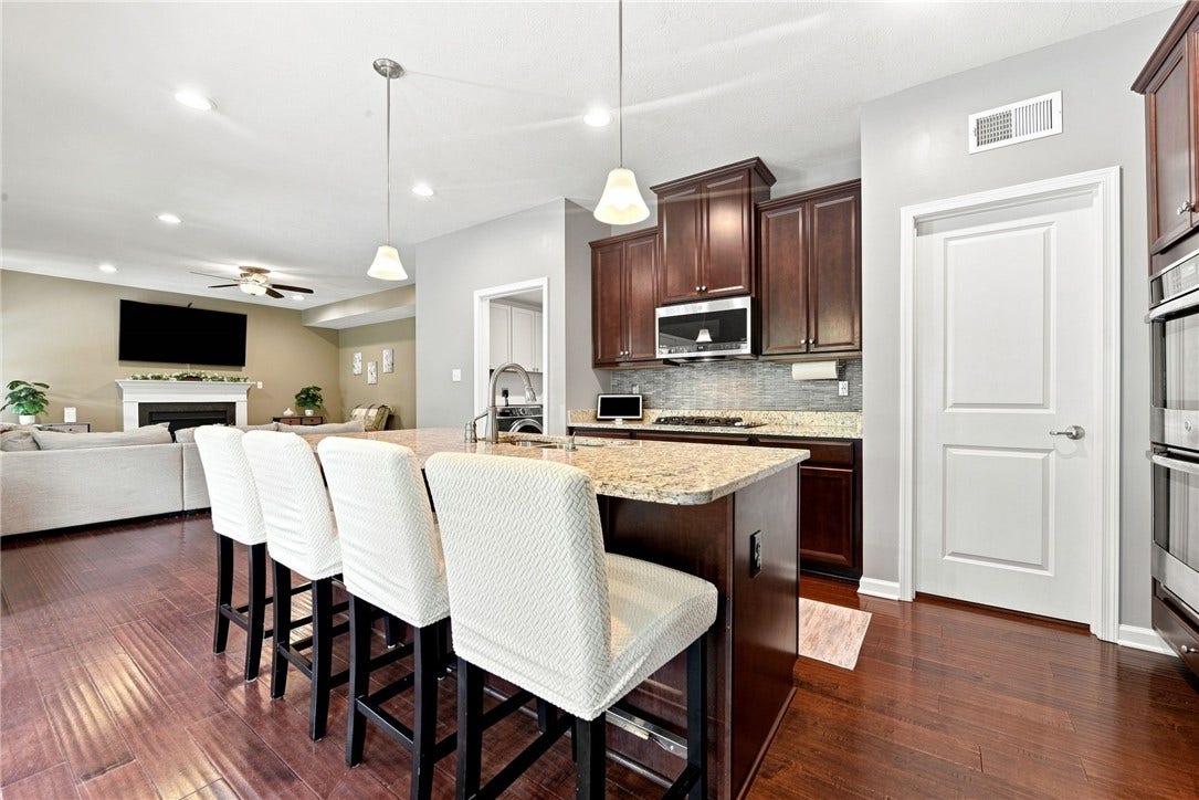 7773 Dominick Drive, North Huntingdon, PA 15642