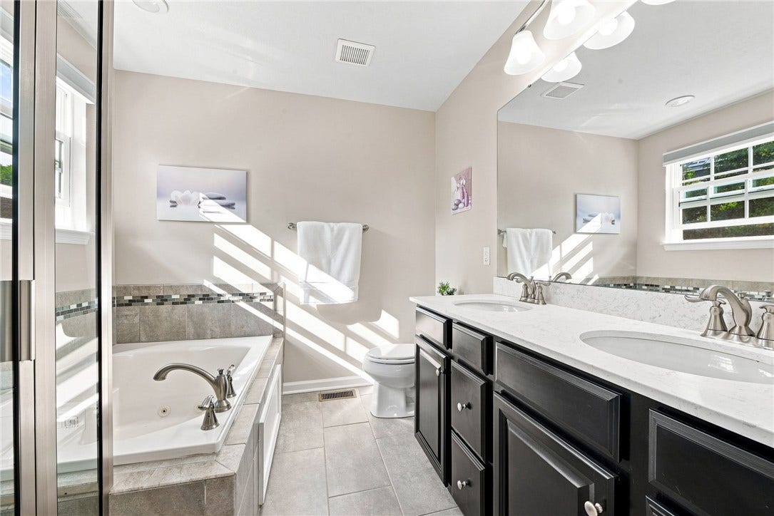 7773 Dominick Drive, North Huntingdon, PA 15642