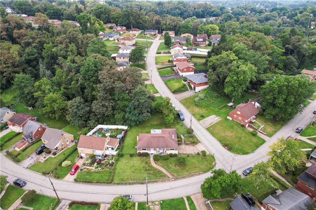 11204 Azalea Dr, Pittsburgh, PA 15235 11204 Azalea Dr, Pittsburgh, PA 15235
