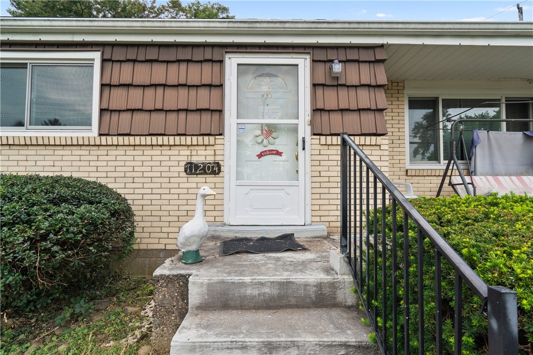 11204 Azalea Dr, Pittsburgh, PA 15235 11204 Azalea Dr, Pittsburgh, PA 15235