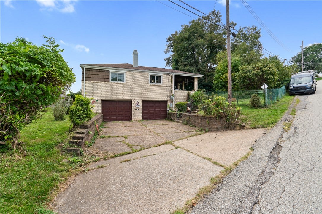 11204 Azalea Dr, Pittsburgh, PA 15235 11204 Azalea Dr, Pittsburgh, PA 15235