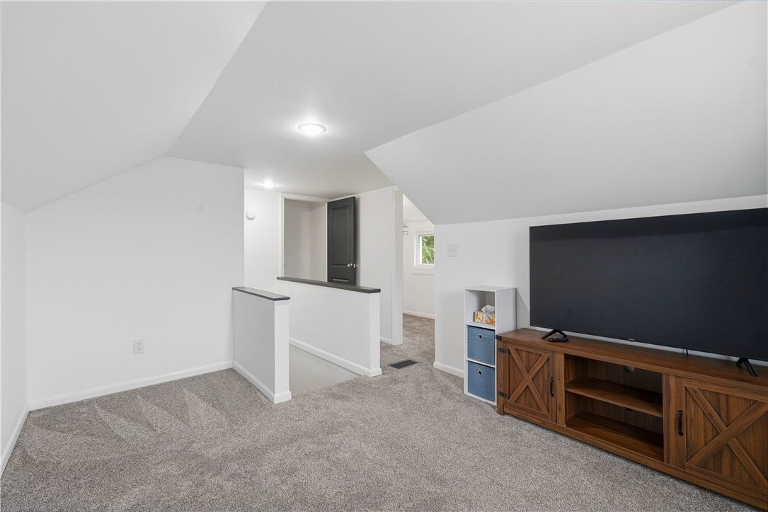 240 Tyler Ave, Washington, PA 15301