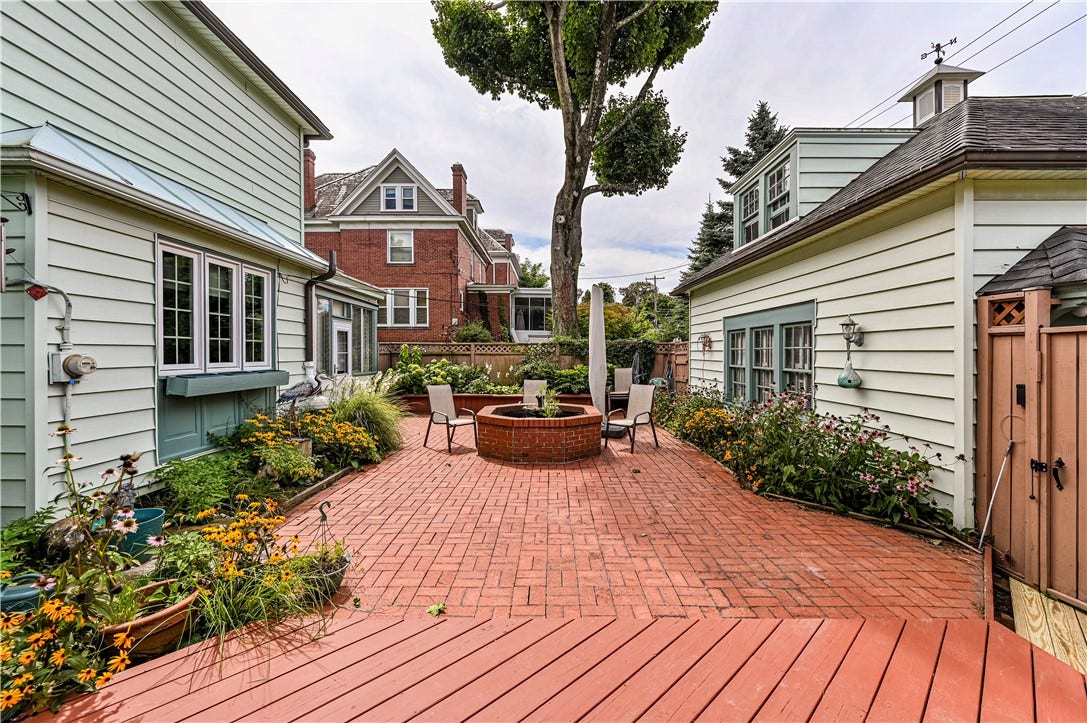144 Westmoreland Ave, Greensburg, PA 15601