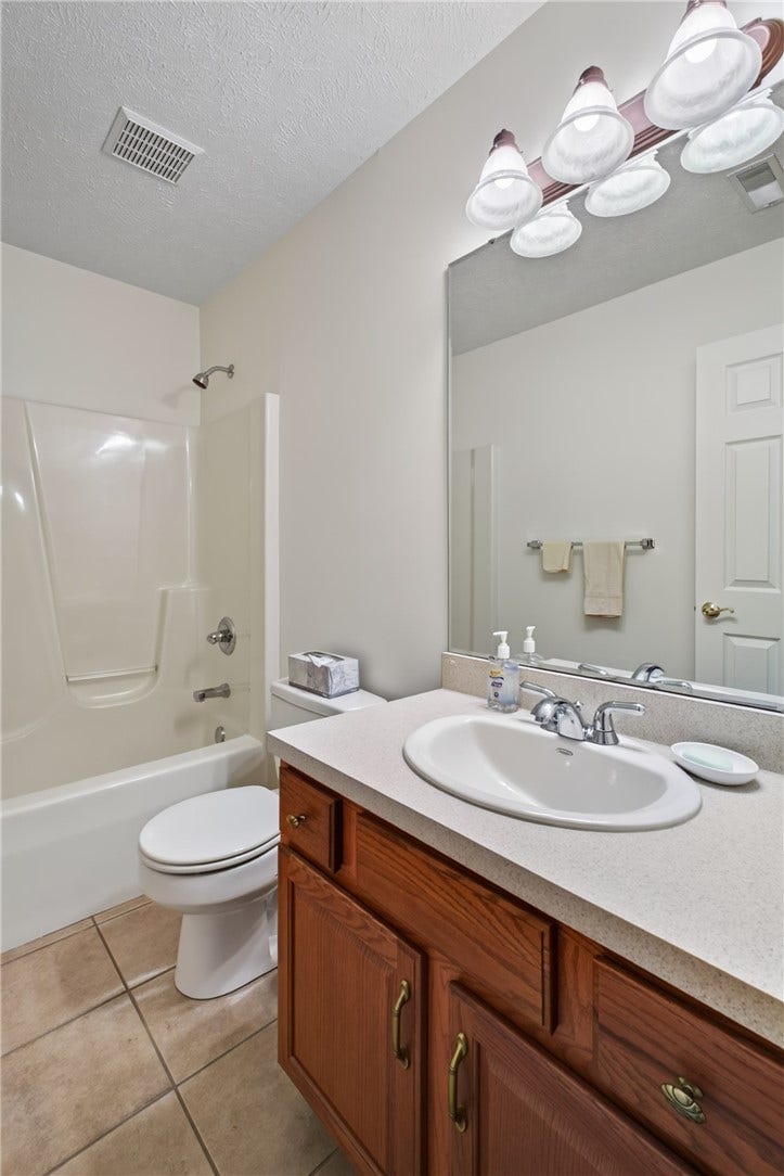 505 Kristi Drive, Greensburg, PA 15601