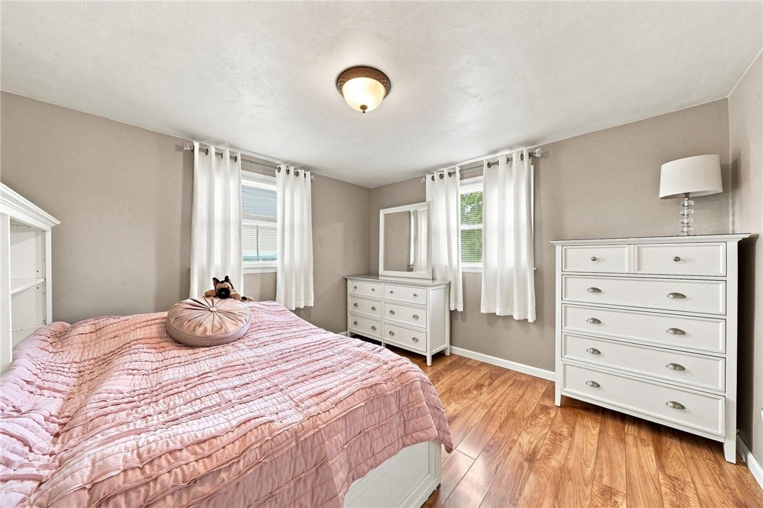 209 Thornwood Ave, Scottdale, PA 15683