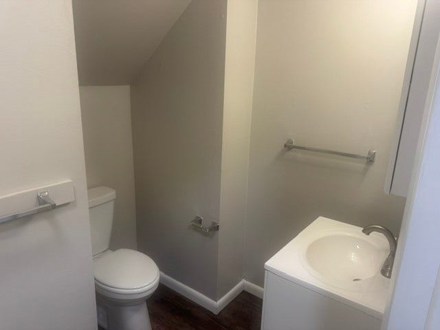 517 Walnut St, #1, Irwin, PA 15642 517 Walnut St, #1, Irwin, PA 15642