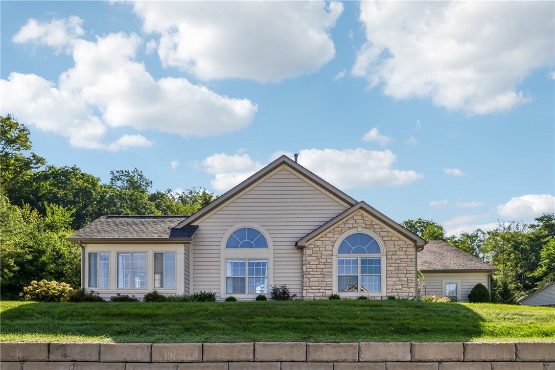 2501 Golf Course Drive, #2501, Washington, PA 15301