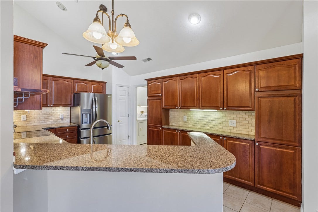 2501 Golf Course Drive, #2501, Washington, PA 15301