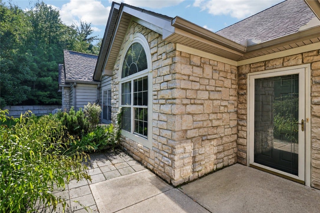 2501 Golf Course Drive, #2501, Washington, PA 15301