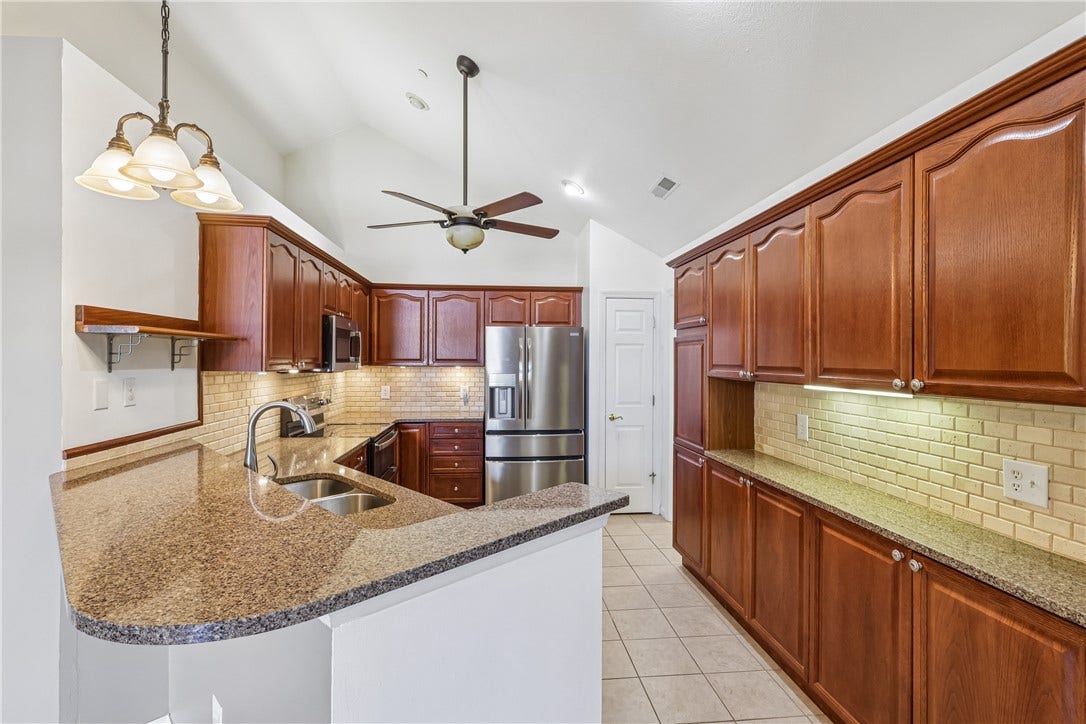 2501 Golf Course Drive, #2501, Washington, PA 15301