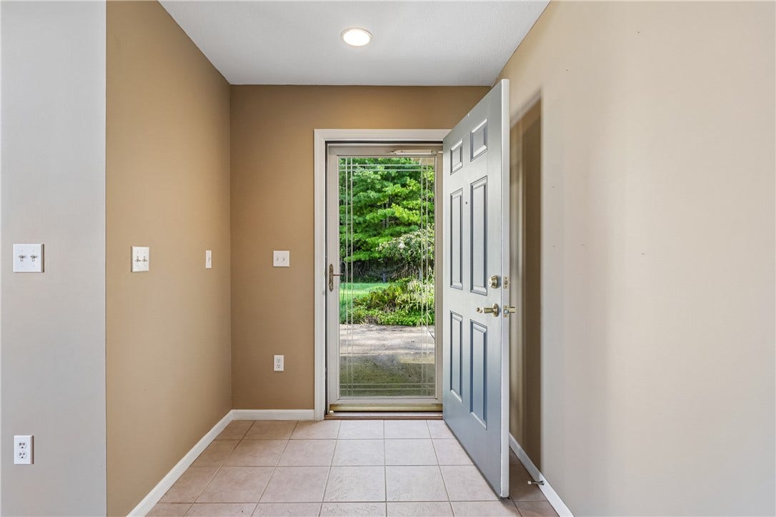 2501 Golf Course Drive, #2501, Washington, PA 15301