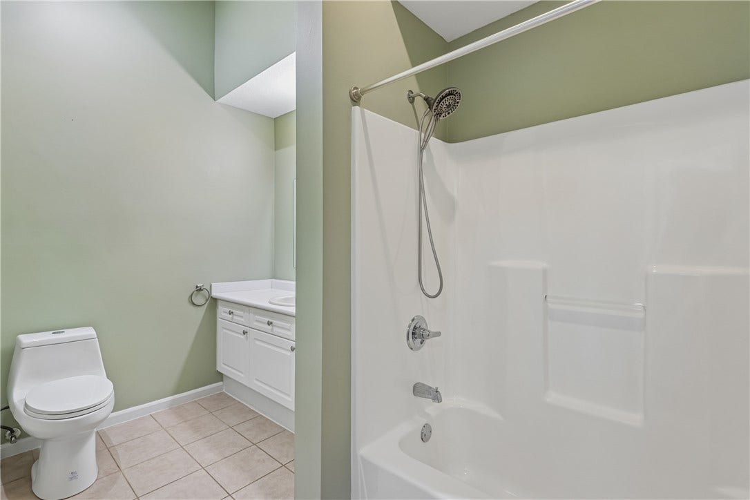 2501 Golf Course Drive, #2501, Washington, PA 15301