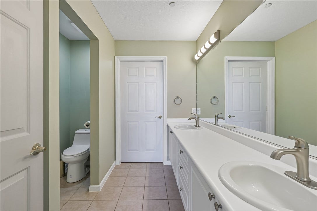 2501 Golf Course Drive, #2501, Washington, PA 15301