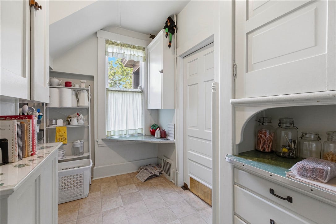 Butler's Pantry