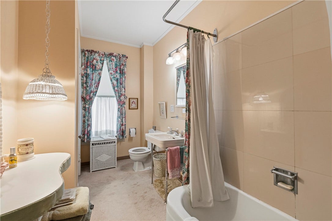 540 N Maple Ave, Greensburg, PA 15601