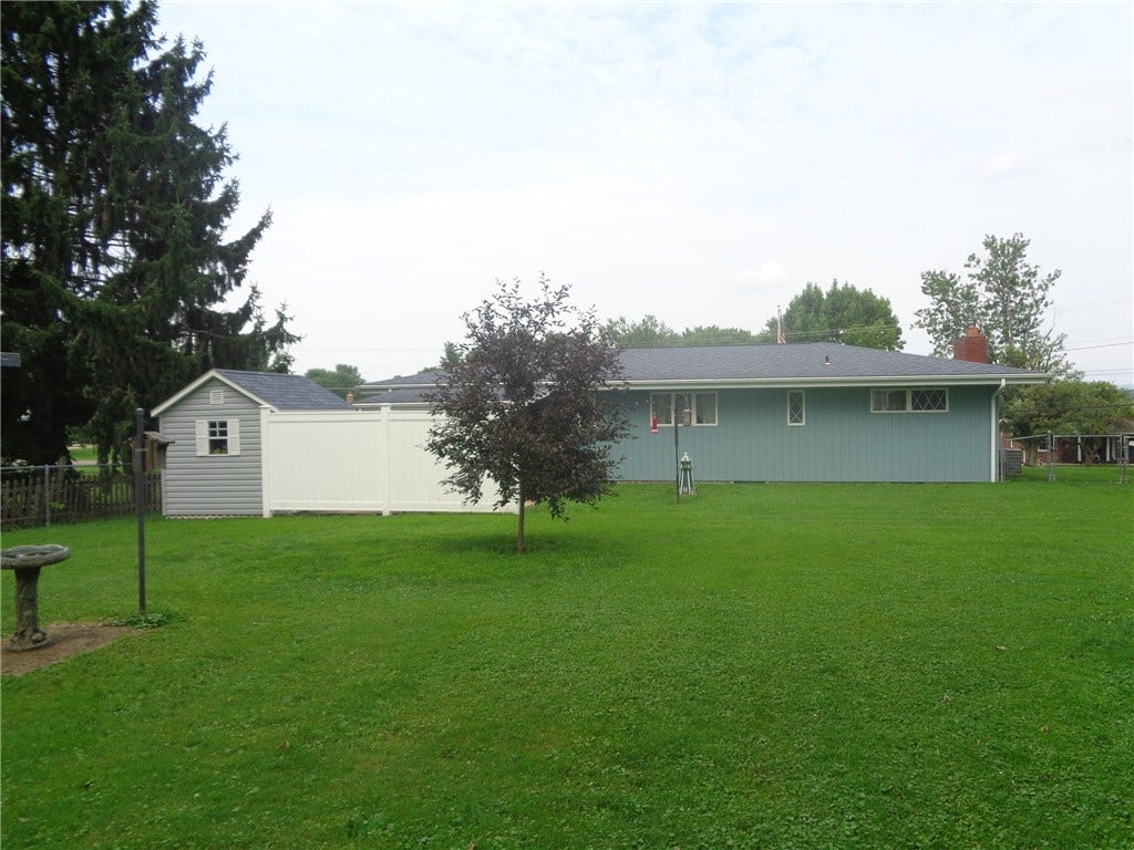 781 Homestead Ave, Scottdale, PA 15683