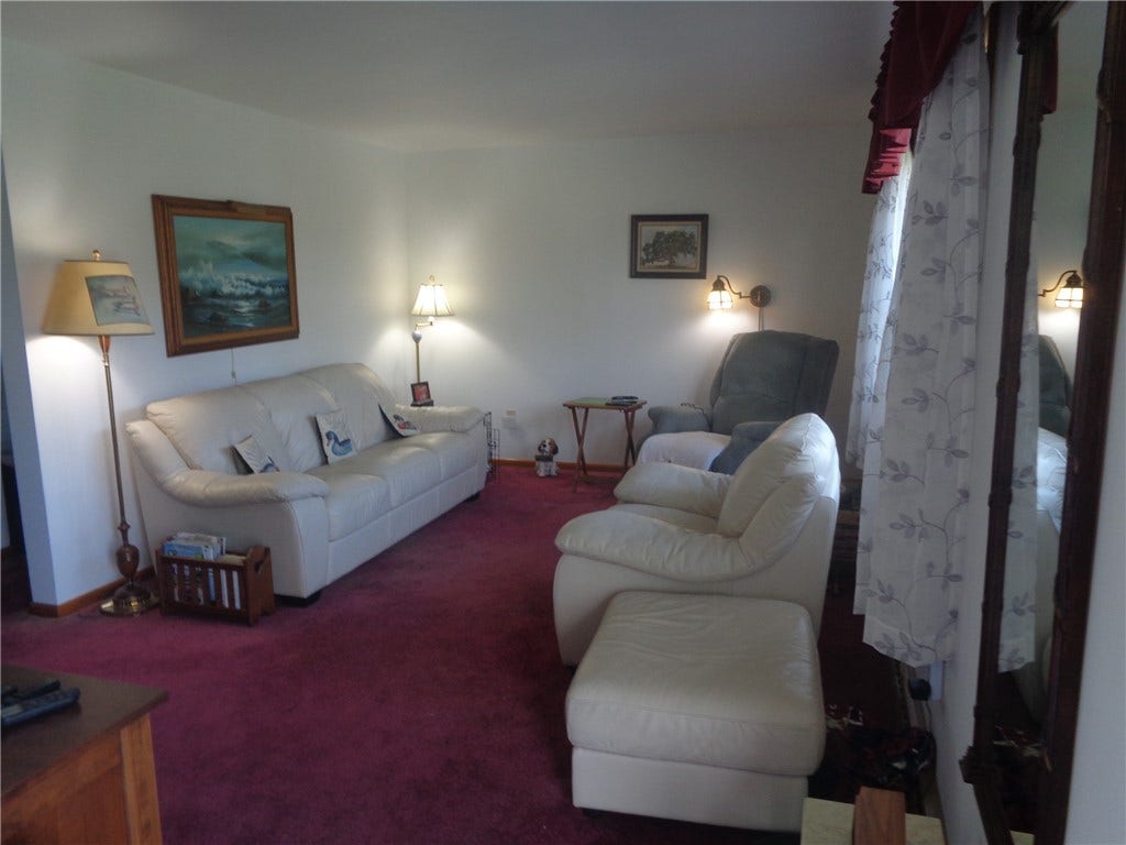 781 Homestead Ave, Scottdale, PA 15683