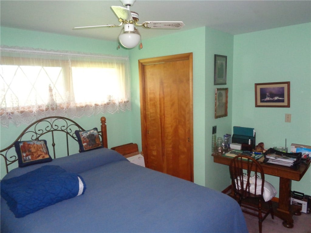 781 Homestead Ave, Scottdale, PA 15683