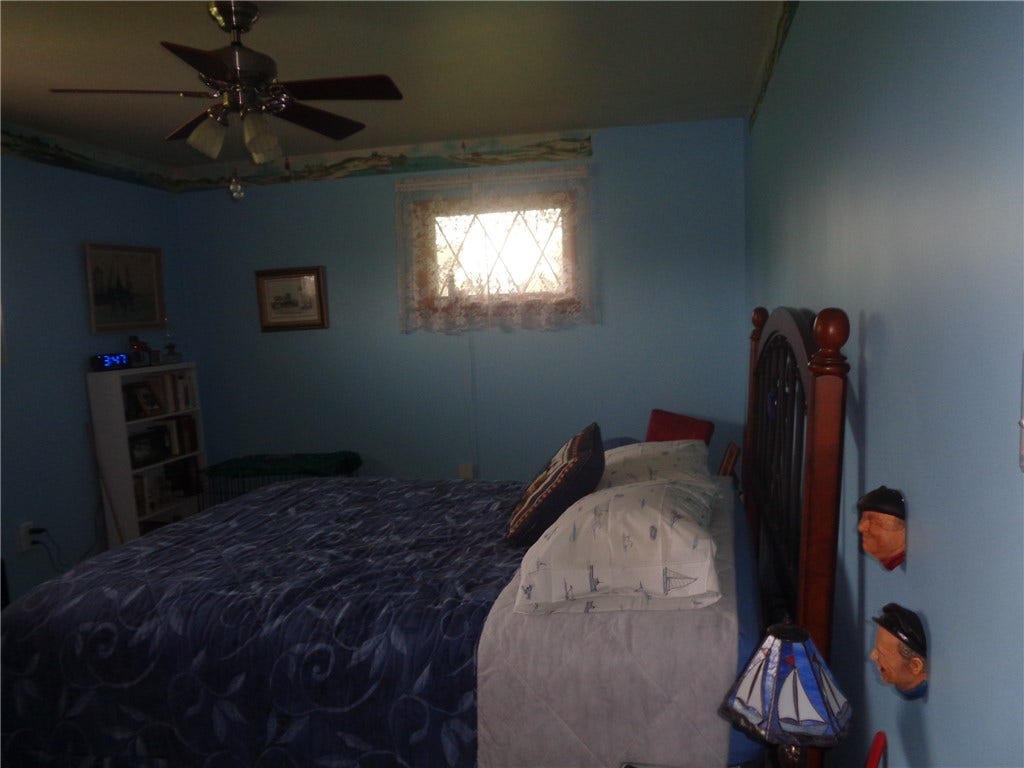 781 Homestead Ave, Scottdale, PA 15683