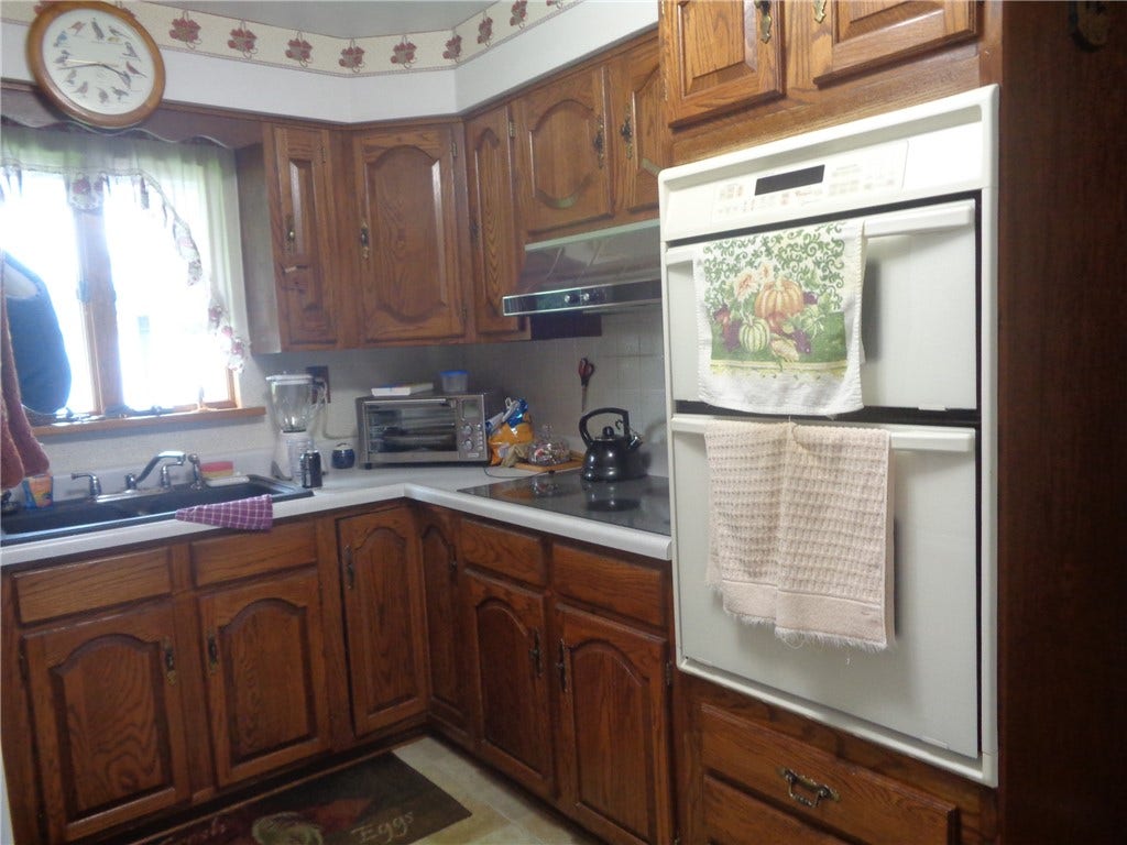 781 Homestead Ave, Scottdale, PA 15683