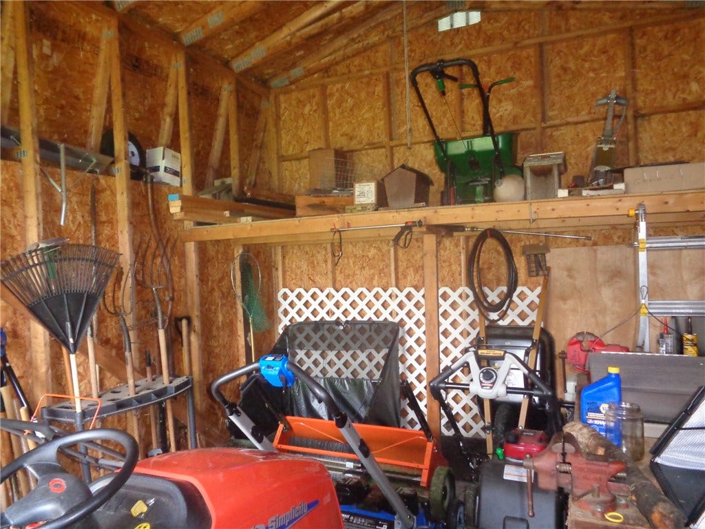 781 Homestead Ave, Scottdale, PA 15683