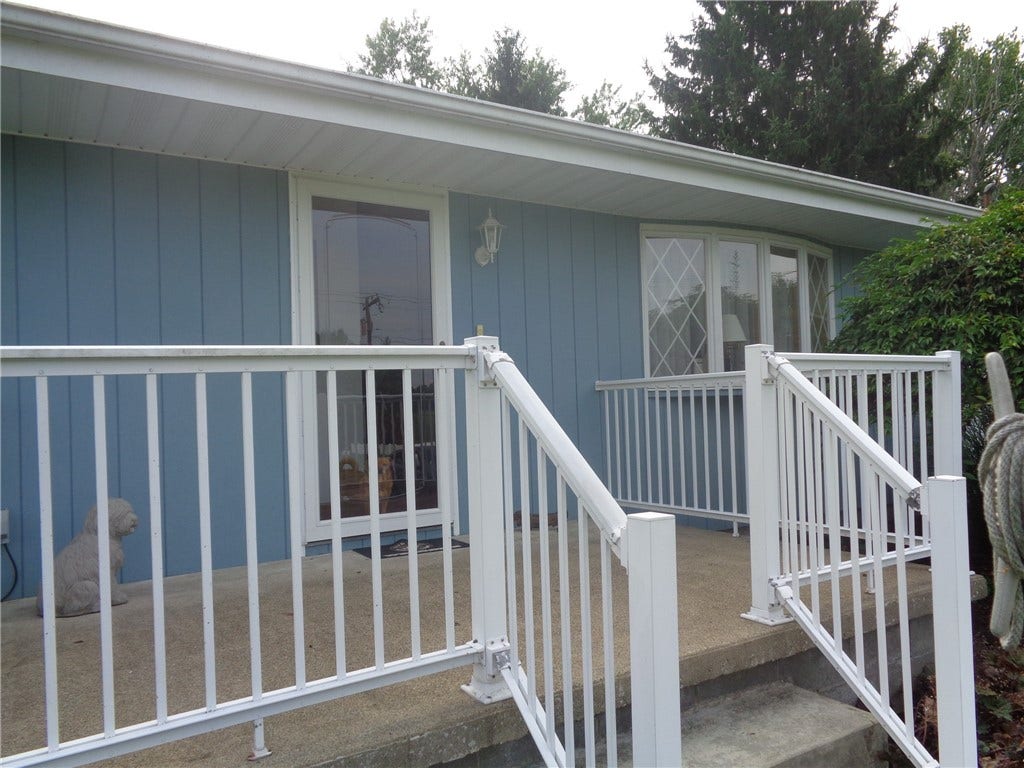 781 Homestead Ave, Scottdale, PA 15683