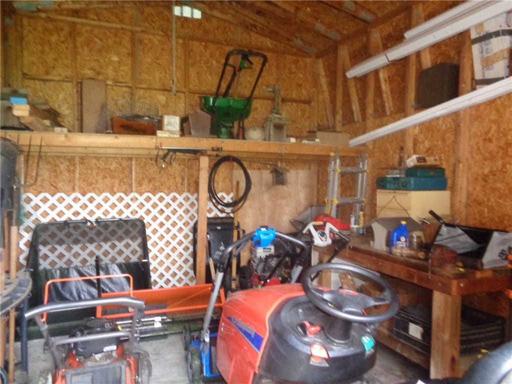 781 Homestead Ave, Scottdale, PA 15683