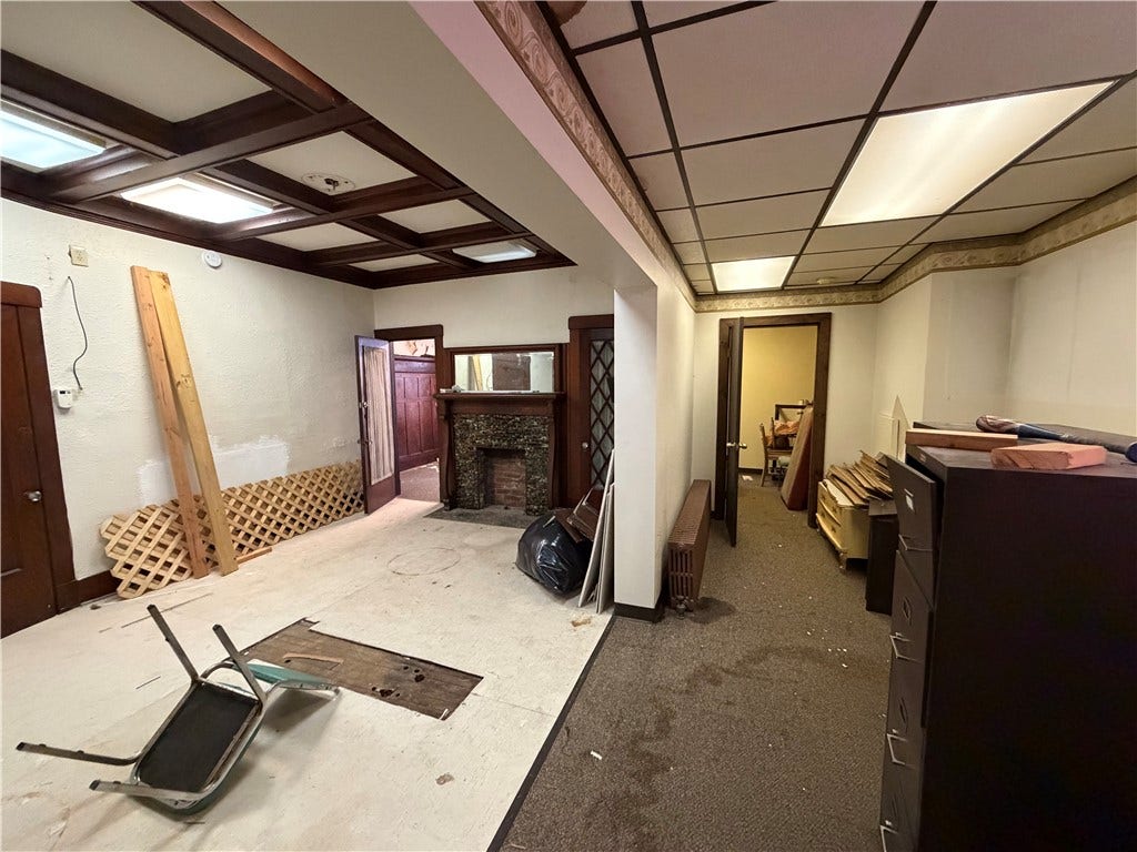 224 S 5th Street, Jeannette, PA 15644