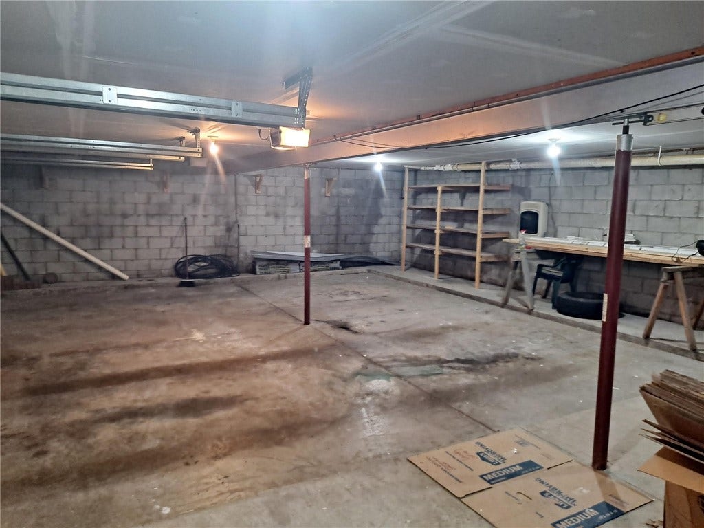 Another view of the oversized 2-car garage,
