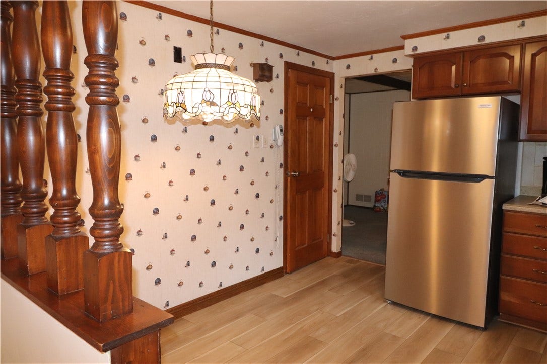 5720 Clark Ave, Bethel Park, PA 15102