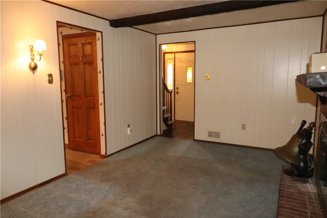 5720 Clark Ave, Bethel Park, PA 15102