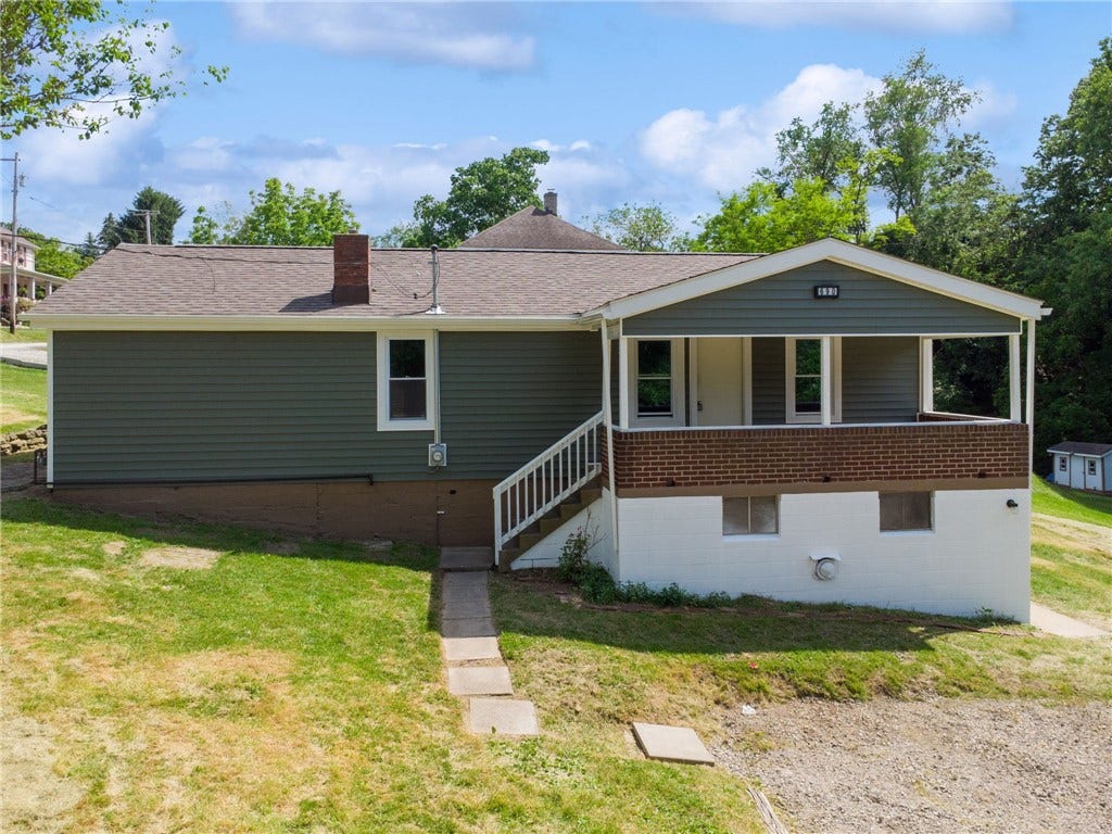 690 Brownstown