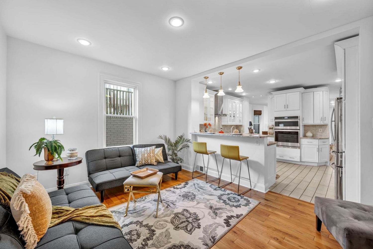 702 Bellefonte St, Pittsburgh, PA 15232 702 Bellefonte St, Pittsburgh, PA 15232