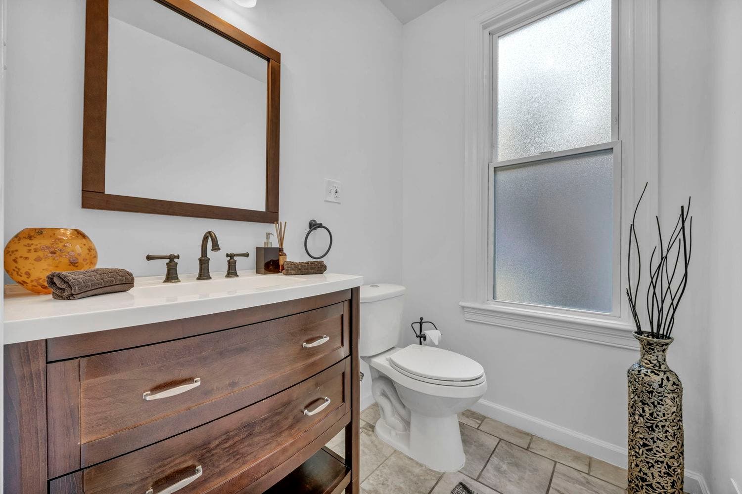 702 Bellefonte St, Pittsburgh, PA 15232 702 Bellefonte St, Pittsburgh, PA 15232