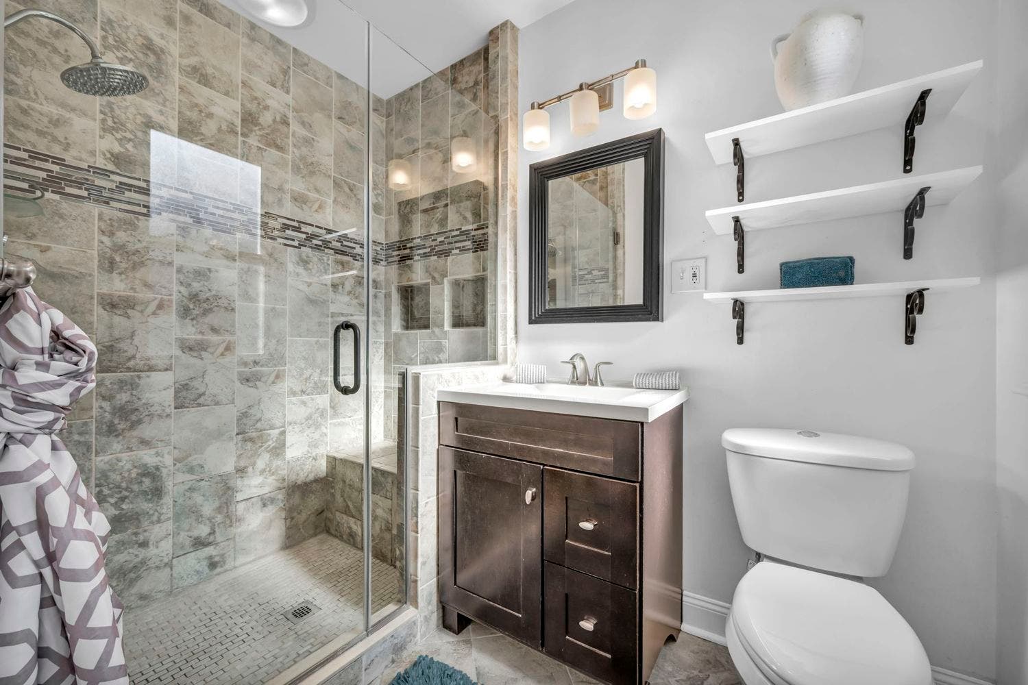 702 Bellefonte St, Pittsburgh, PA 15232 702 Bellefonte St, Pittsburgh, PA 15232