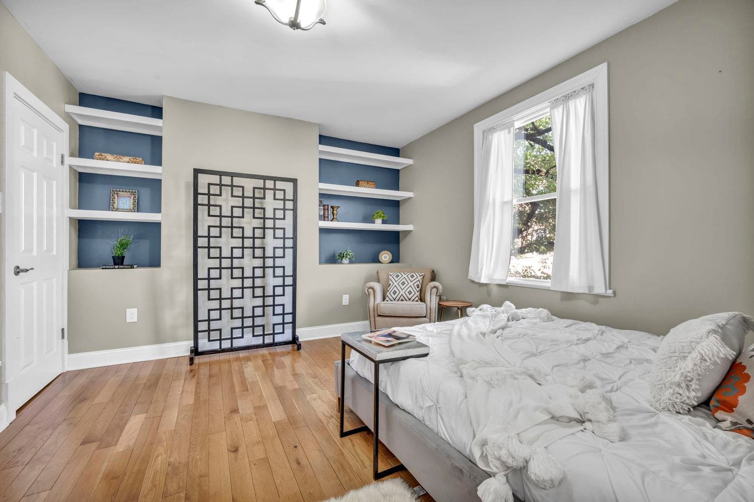 702 Bellefonte St, Pittsburgh, PA 15232 702 Bellefonte St, Pittsburgh, PA 15232