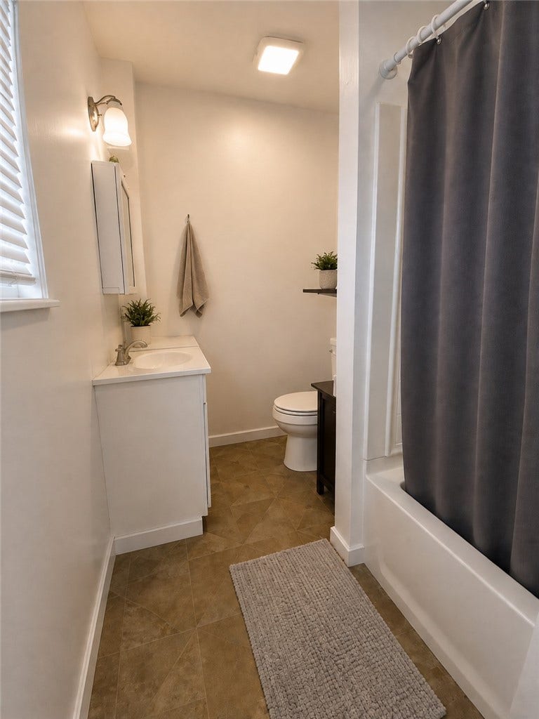 438 N Pennsylvania Ave, Greensburg, PA 15601