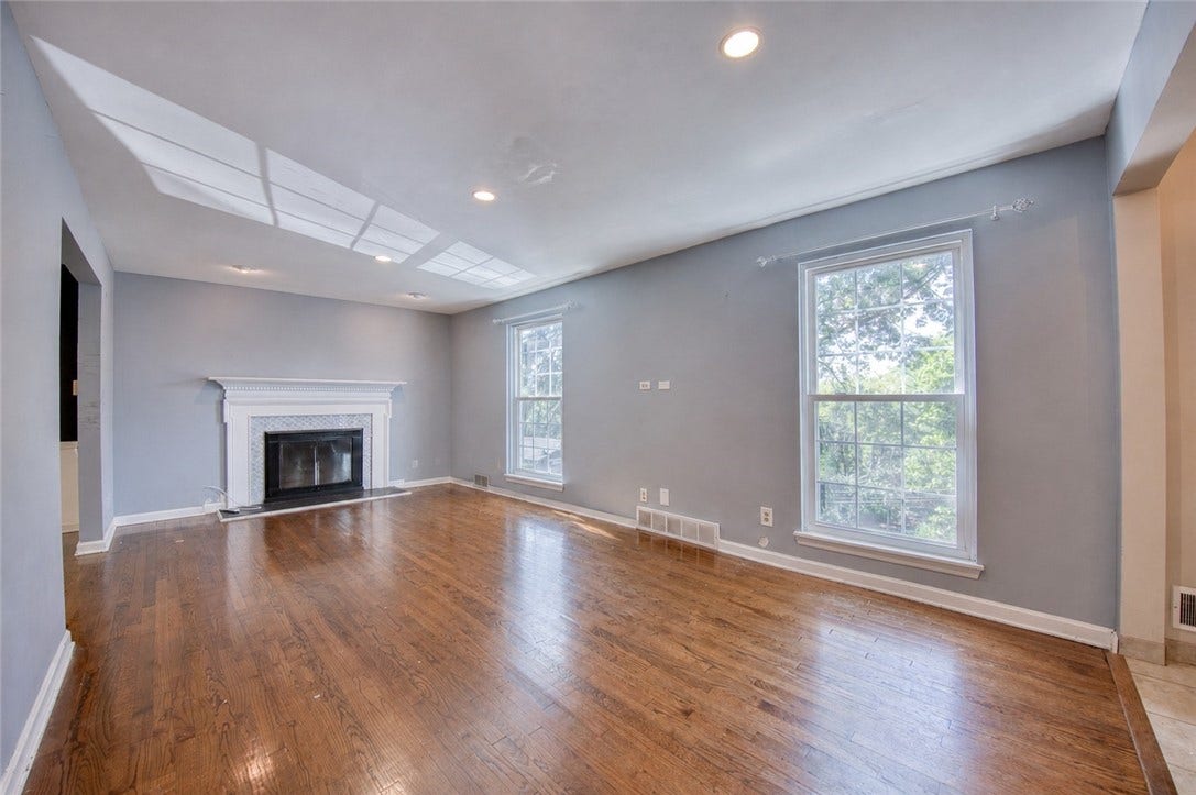 36 S Collinwood Dr, Pittsburgh, PA 15215 36 S Collinwood Dr, Pittsburgh, PA 15215