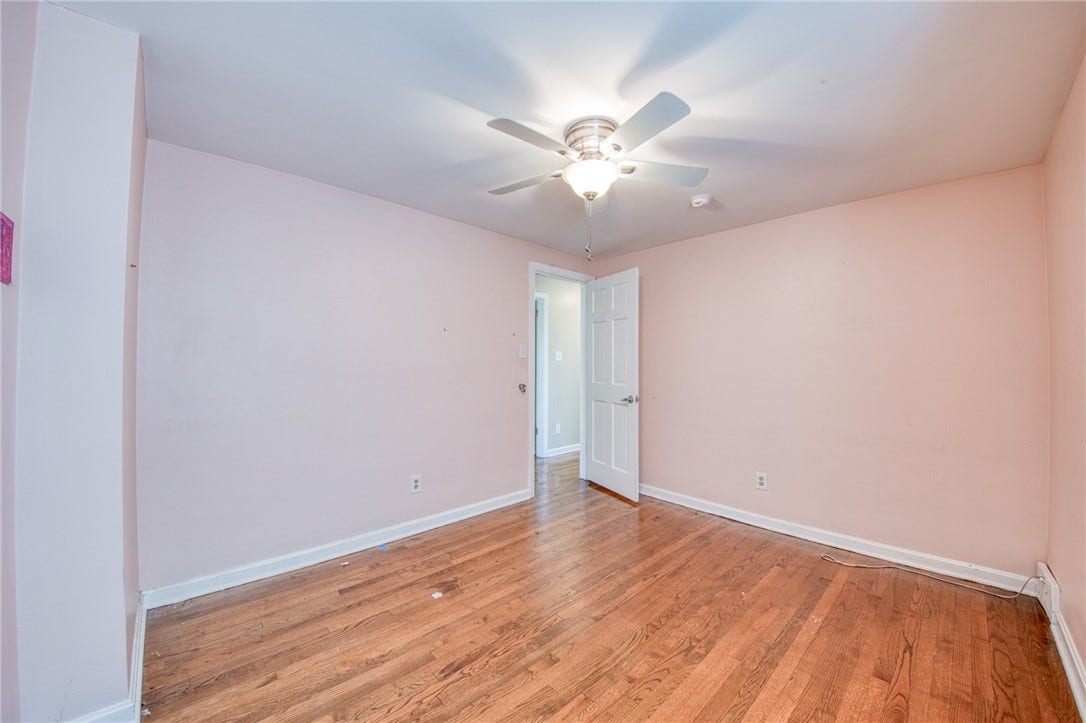 36 S Collinwood Dr, Pittsburgh, PA 15215 Bedroom #3