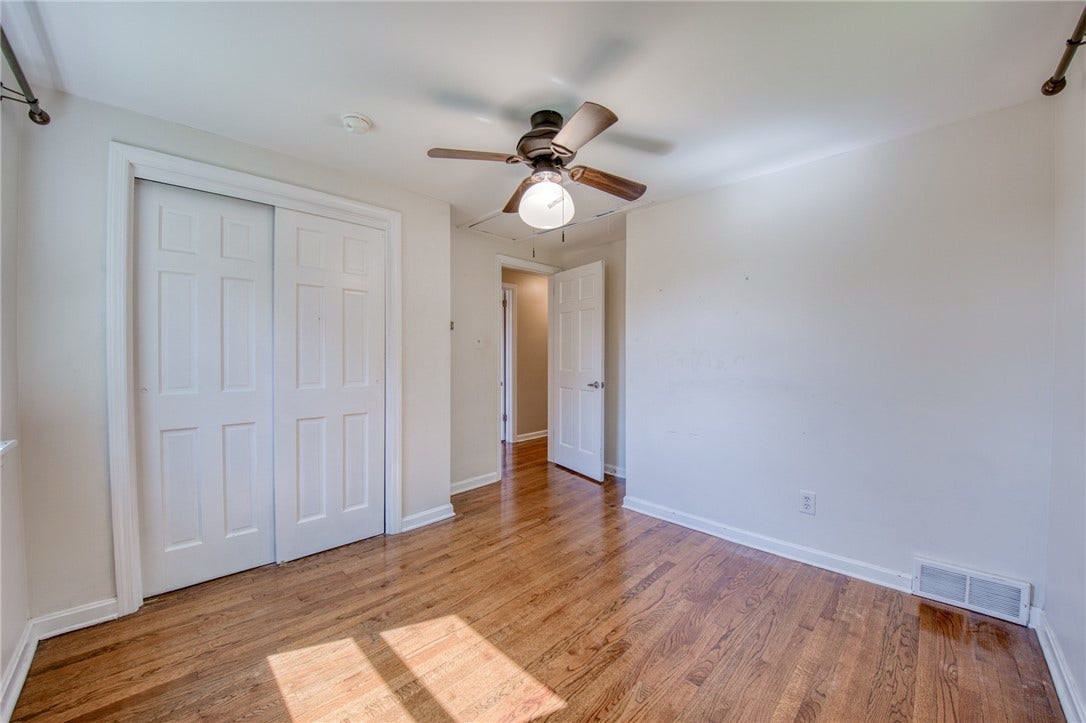 36 S Collinwood Dr, Pittsburgh, PA 15215 Bedroom #4