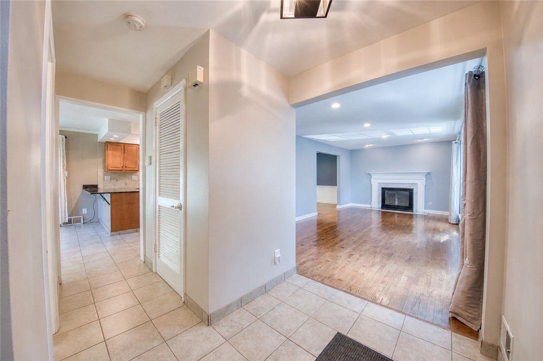 36 S Collinwood Dr, Pittsburgh, PA 15215 36 S Collinwood Dr, Pittsburgh, PA 15215