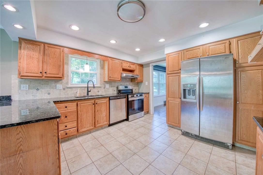 36 S Collinwood Dr, Pittsburgh, PA 15215 36 S Collinwood Dr, Pittsburgh, PA 15215